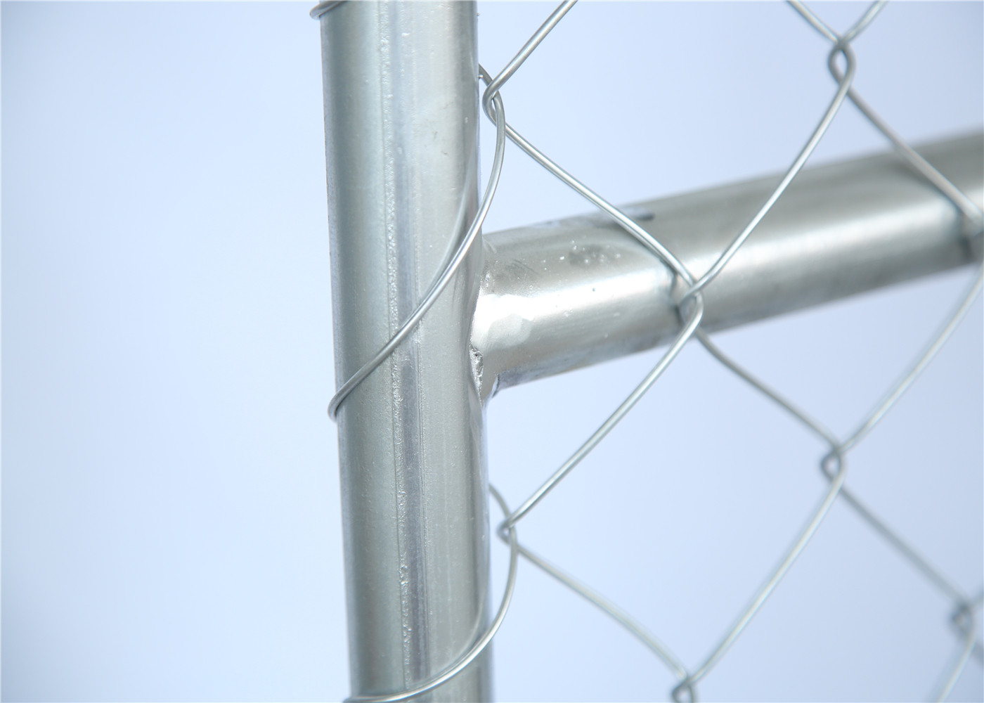 Chain Mesh Construction Wire Fence Panels OD 33.2mm wall thick 1.5mm Mesh 60mmx60mm Diameter 2.7mm
