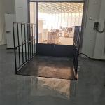 Hydraulic Scissor Type 3000KG Elevating Dock Lift For Forklift