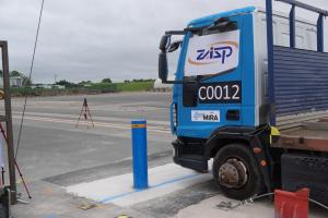 China 350mm Depth Retractable Bollards The Ultimate Solution for 1000±5mm Height Above Ground factory