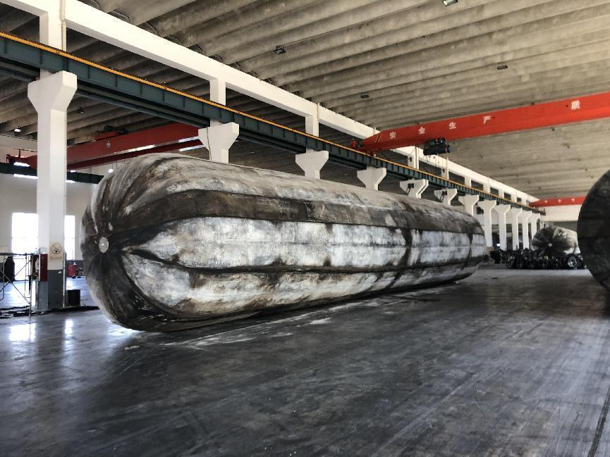 Durable Anti Aging Floating Lifting Rubber Airbag 1.8*20 M 10 Layers