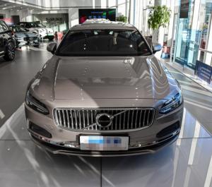 China 2023 VOLVO S90 Gasoline Plus 48V B5 New And Used Left-Hand Luxury SUV factory