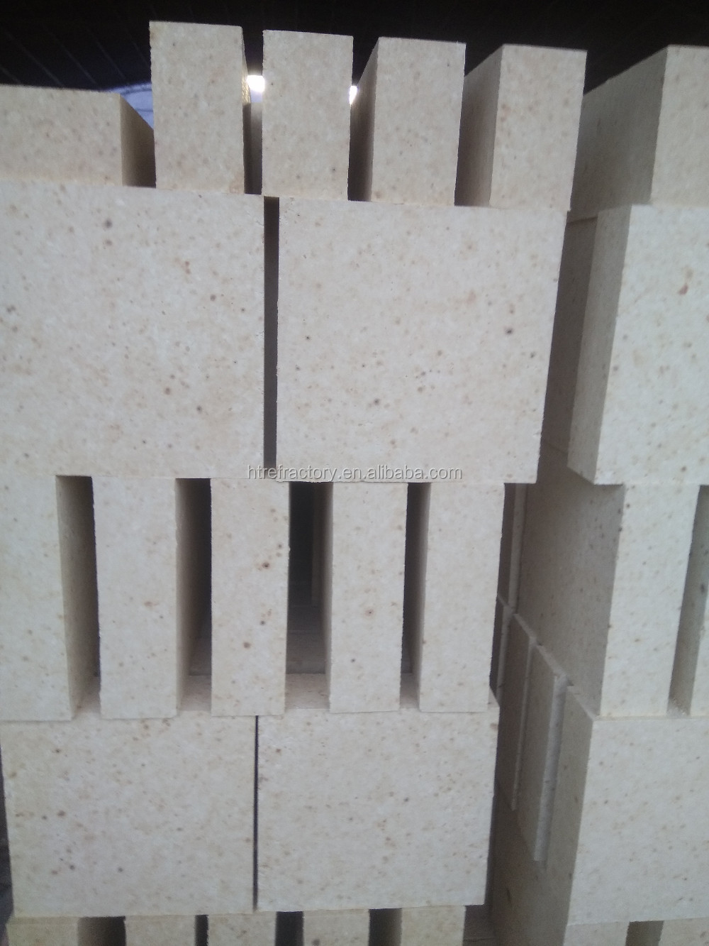 Anti-Stripping High Alumina Brick for Cement Kiln Made from Bauxite