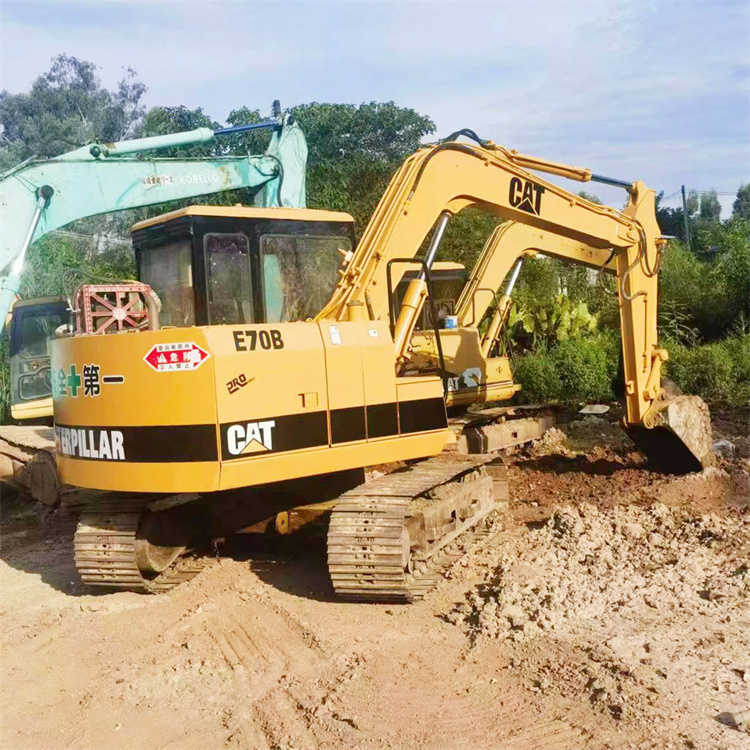 2021 Japan Crawler Cat E70B Used Excavator Machine with Original Hydraulic Cylinder