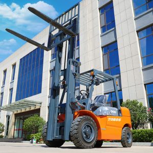 China EPA 1-2 Meters Fork Length 2.5 Ton Diesel Forklift Manual Automatic Type on sale