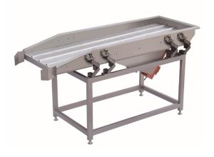 China Vibration Forward Automatic Feeding Machine For Leafy Vegetable Like Cabbage factory