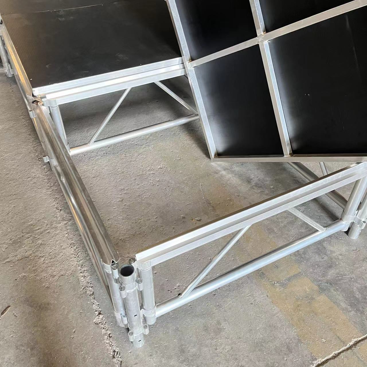 Adjustable Aluminum Folding Stage Platform With Alloy Stair Rise