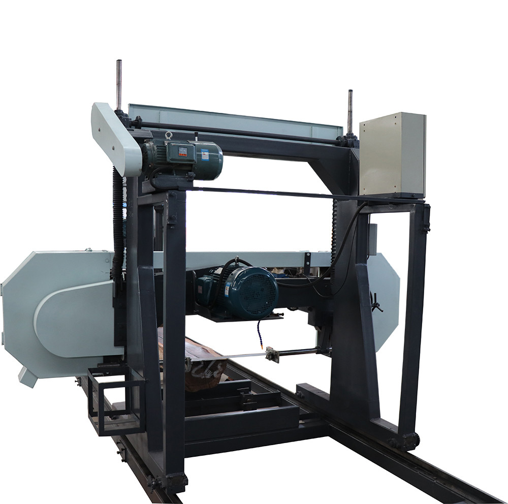 Horizontal sawmill portable /portable band saw diesel powered