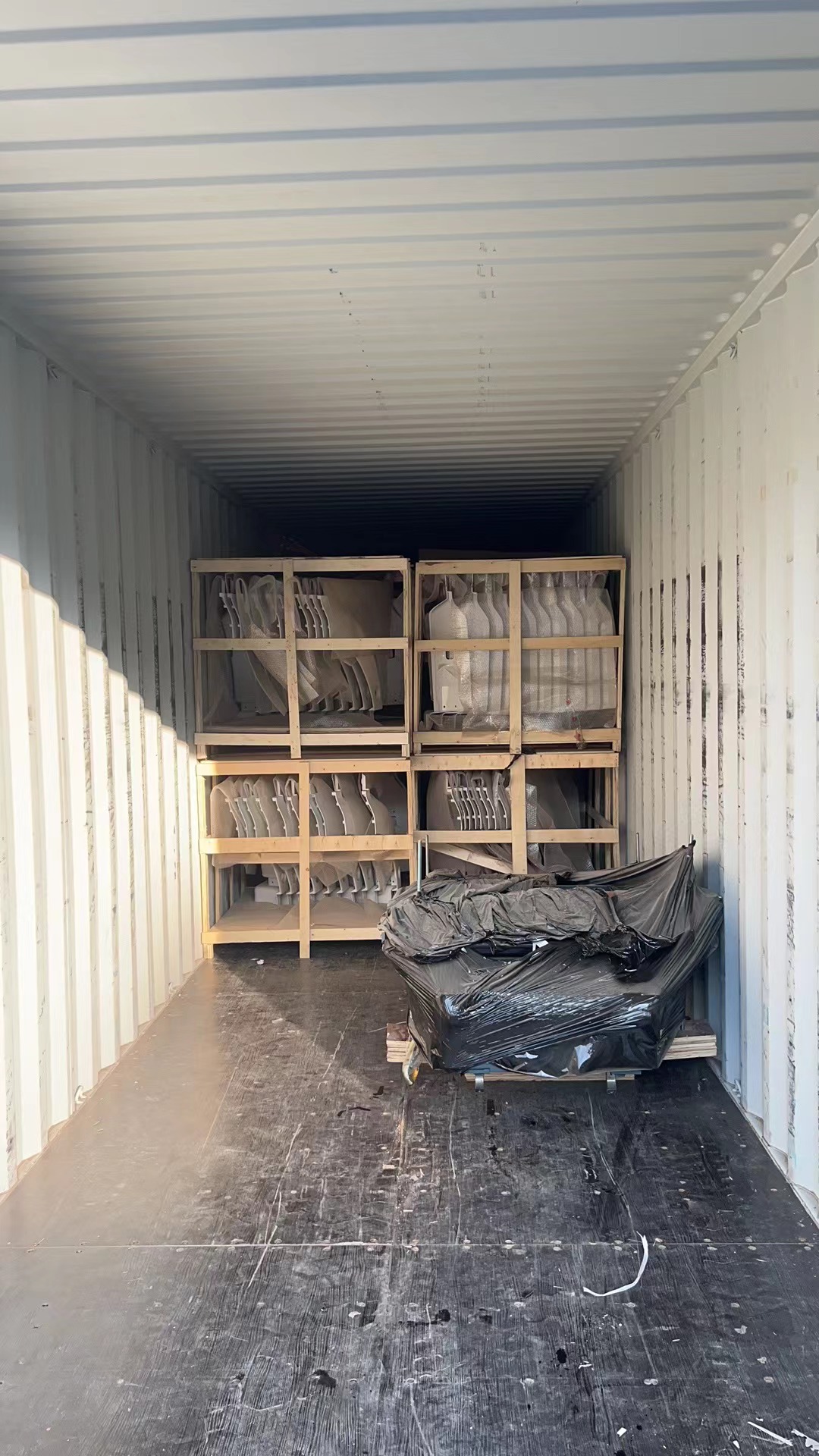 Sinotruk Howo SITRAK ZF Truck Gearbox Long Pump Shaft with Steel Material and Fast Shipping