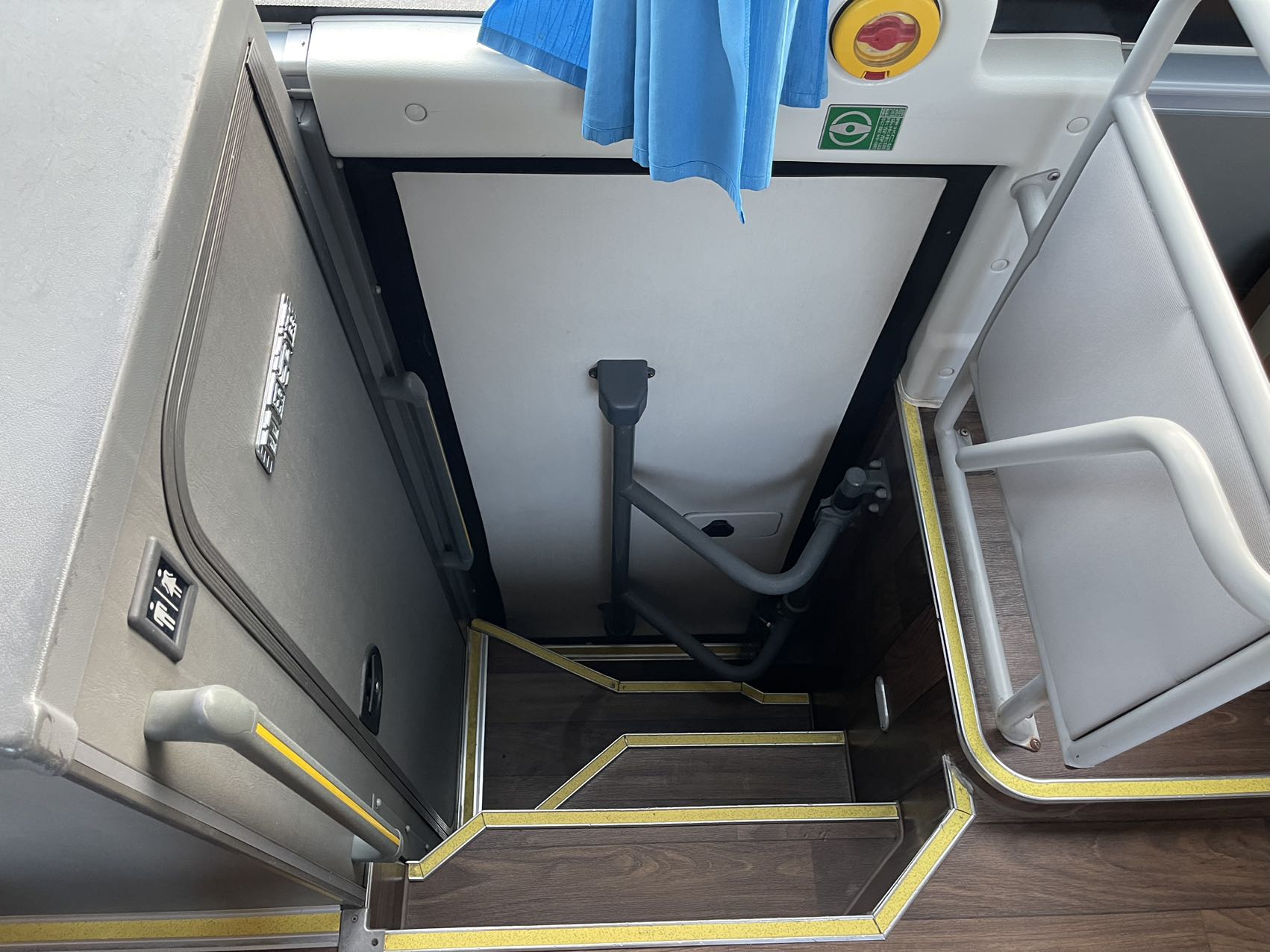 Top-Notch Used Tour Buses for Africa Seats 31-50 Affordable Prices