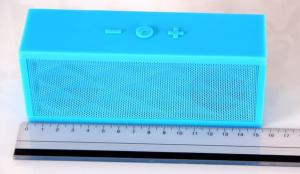 China Newest fashion four color white ,red, black ,blue, bluetooth speaker factory