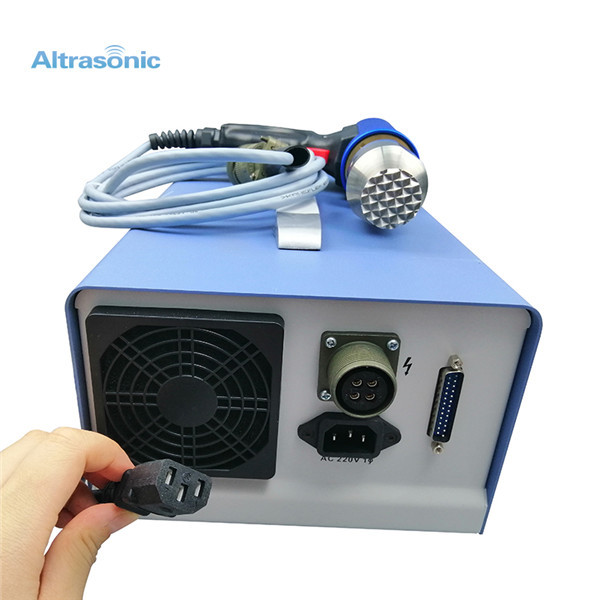 800W 35kHz Handheld Ultrasonic Welding Machine For Auto Parts