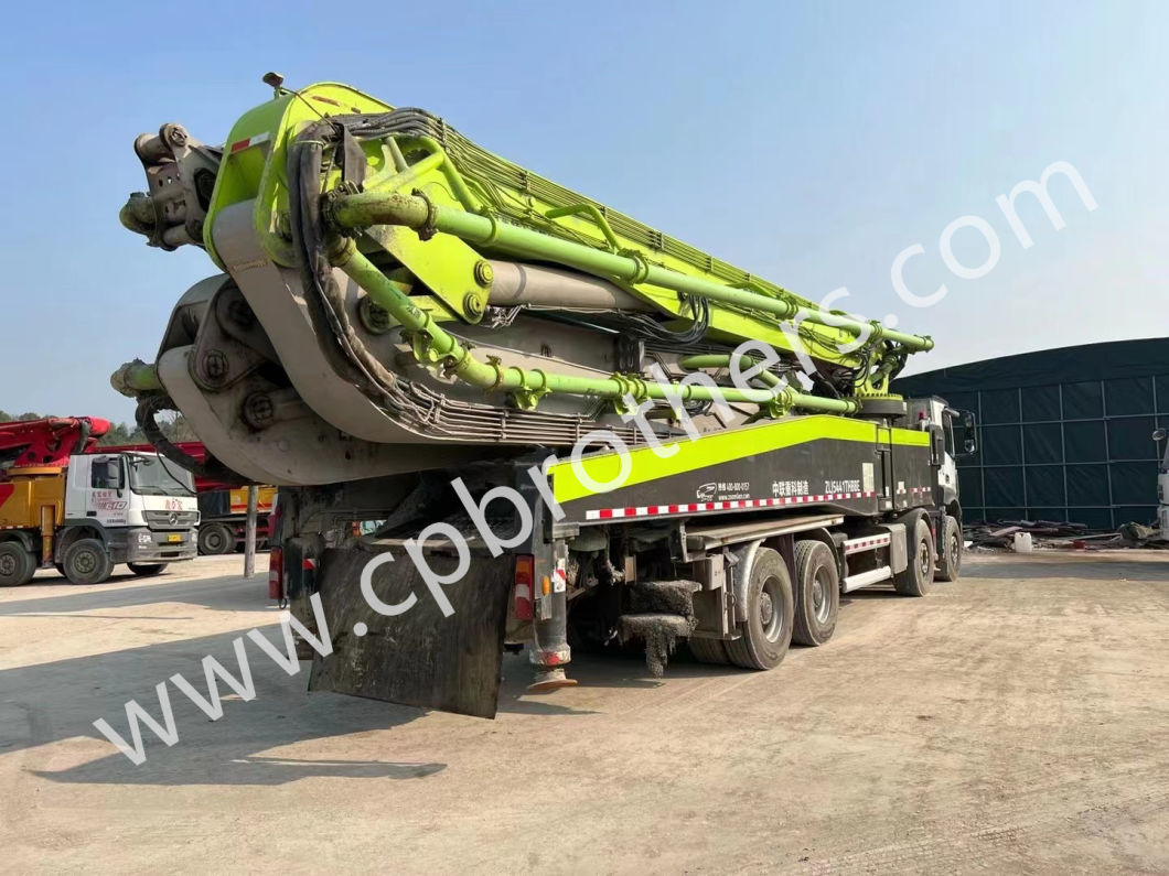 Attractive Price 2020 Zoomlion 62m Used Concrete Pump in Changsha