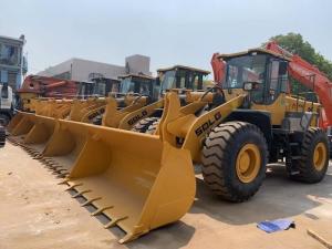 China 17 Ton Front End Loader Bucket 3m3 Rated Loading Weight 5 Ton SDLG LG956L factory