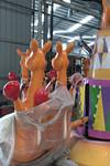 3.9m Height Amusement Park Swing Ride Hydraulic Lifting 150kg Weight 380V / 220V