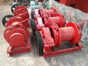 China Diesel Engine Winch 1.5 Ton Conveying Hoisting Machine For Construction factory
