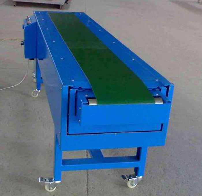 China Industrial Material Conveying Equipment , Wide Mobile Belt Conveyors on sale