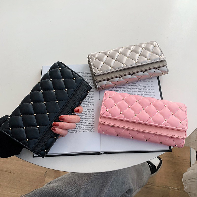 Women's Gorgeous Rivet Lattice Purses Fashion Long Clutch Wallets with Fold Design