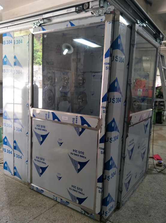 SS304 L Type Class 100 Clean Room With Auto Sliding Doors For Thailand Princess'S Laboratory