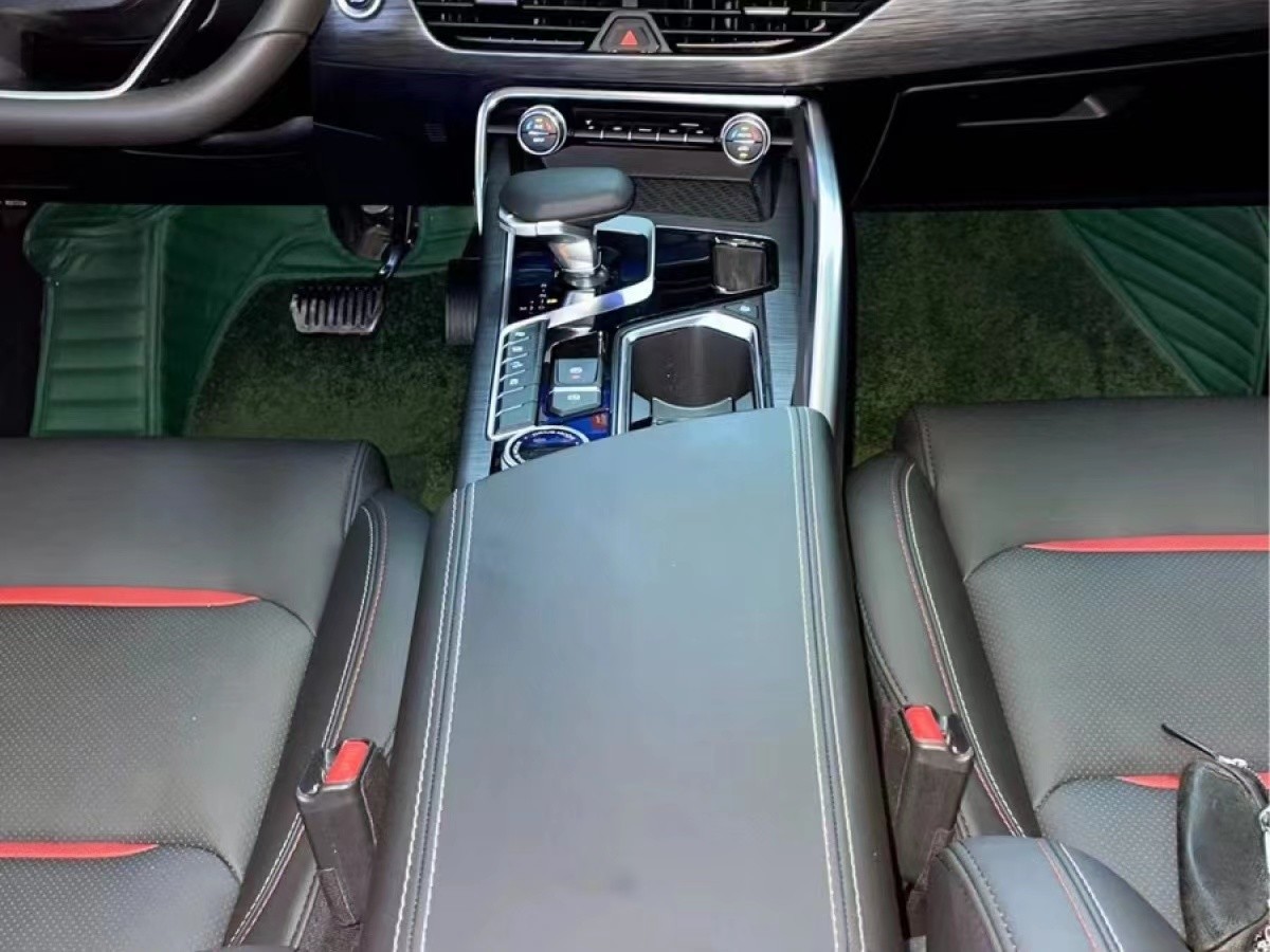 Geely Tugella Xingyue 2.0T Automatic 4WD Compact SUV High Function