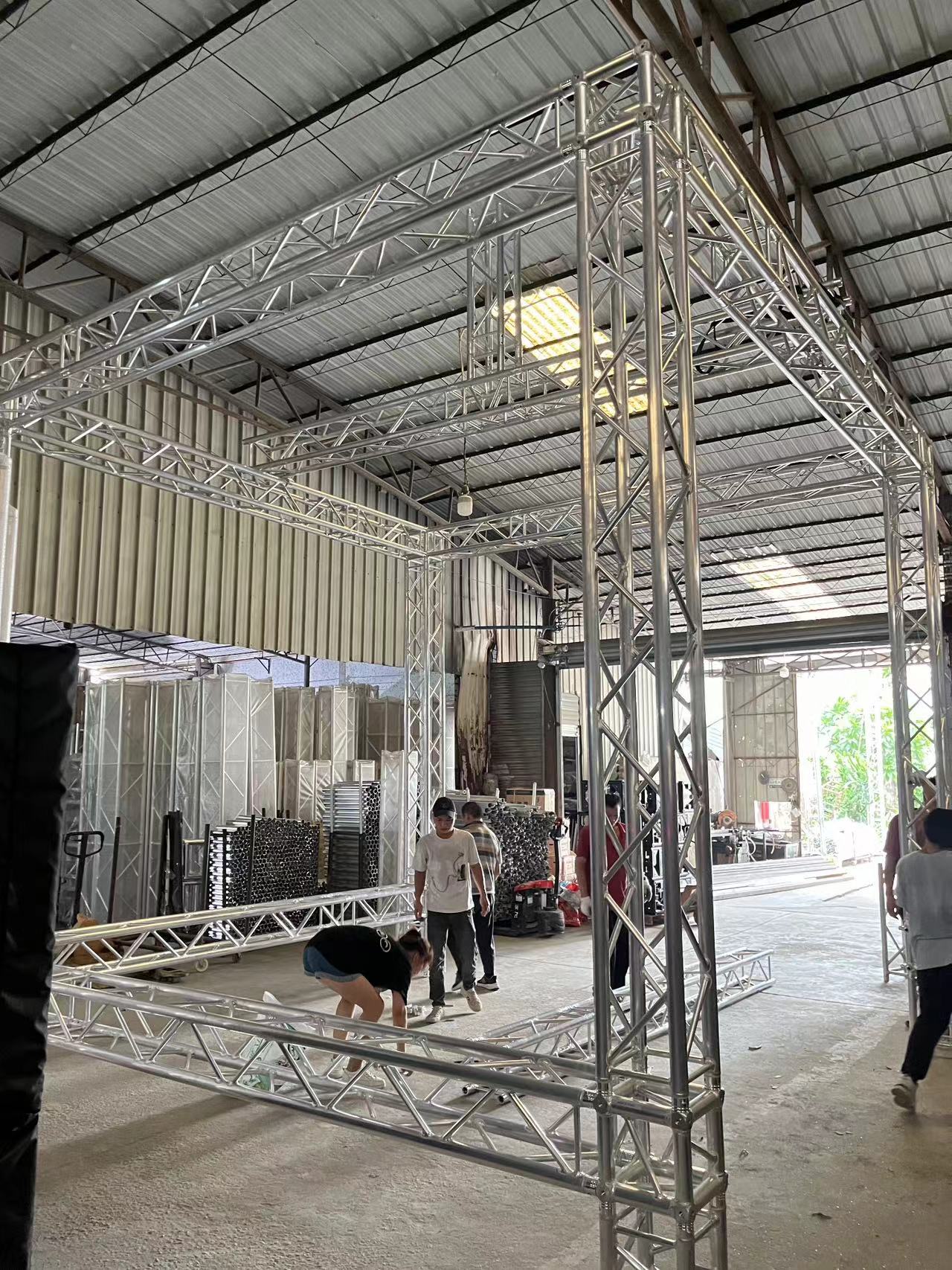Custom Square Aluminium Exhibition Truss , 6082-T6 Aluminium Alloy Truss