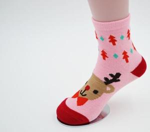 China Colorful christmas deer patterned design cotton socks for girls factory