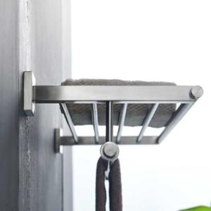 China Multifunction Stainless Steel Towel Bar 60cm Towel Rack Sus 304 Towel Holder factory