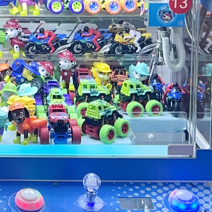 Boutique Coin-Operated Mini Claw Machine With Credit Card Reader Kids Toy Crane Arcade Claw Machine