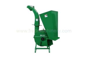 China Self Feeding 3 Point Chipper Shredder For Tractor Pto 105Kgs Flywheel Weight factory