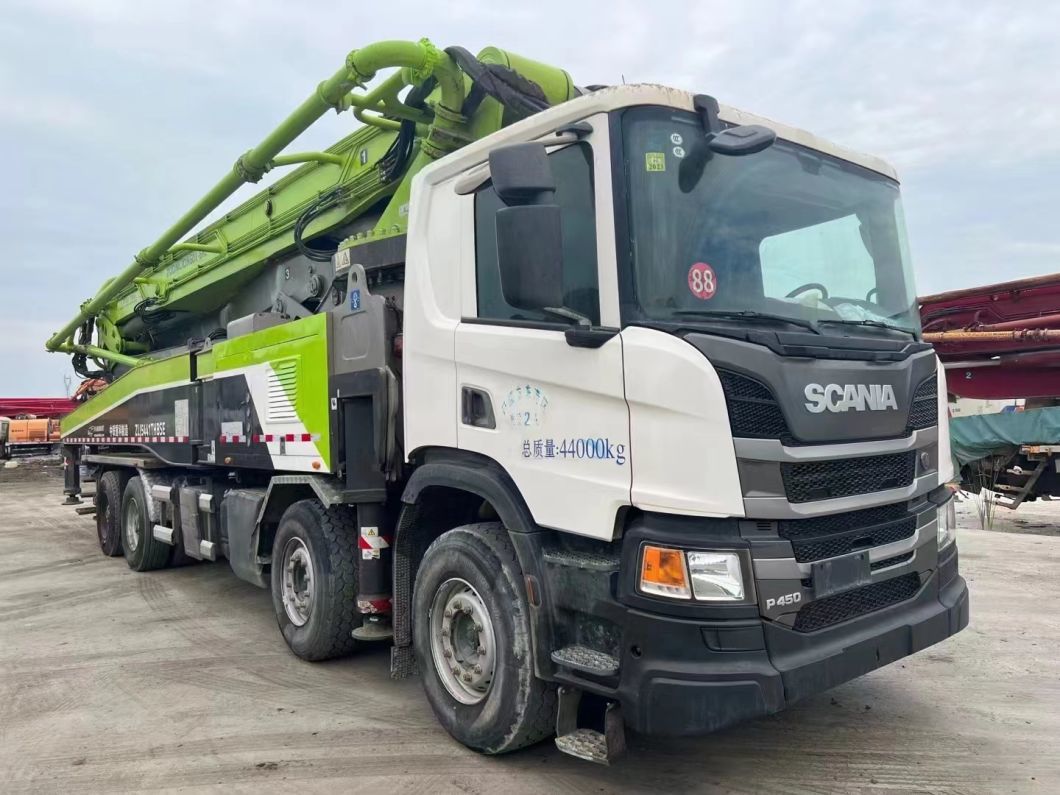 Used Truck-Mounted Concrete Pump Truck Pump Construction Machine Zoomlions 56m Mounted Pump Truck in Stock for Sale