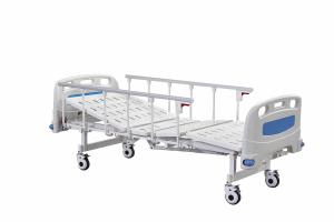 China Metal Double Rocker Manual Hospital Bed White And Blue factory