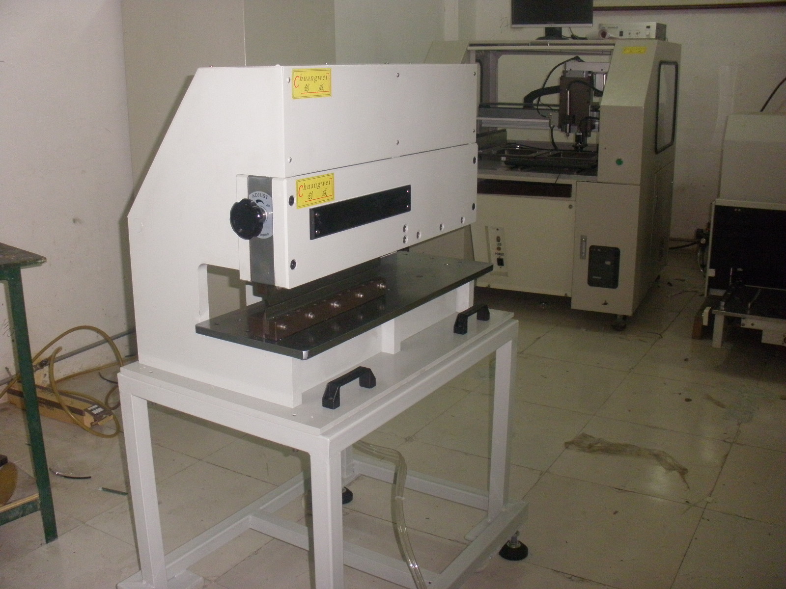 Pneumatic Type Pcb Separator Tool CWVC-3 With Two Linear Blade