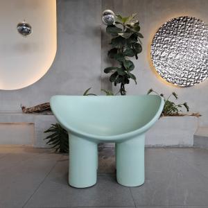 China Lightweight Fiberglass Resin Tables Benches Chairs Furniture factory