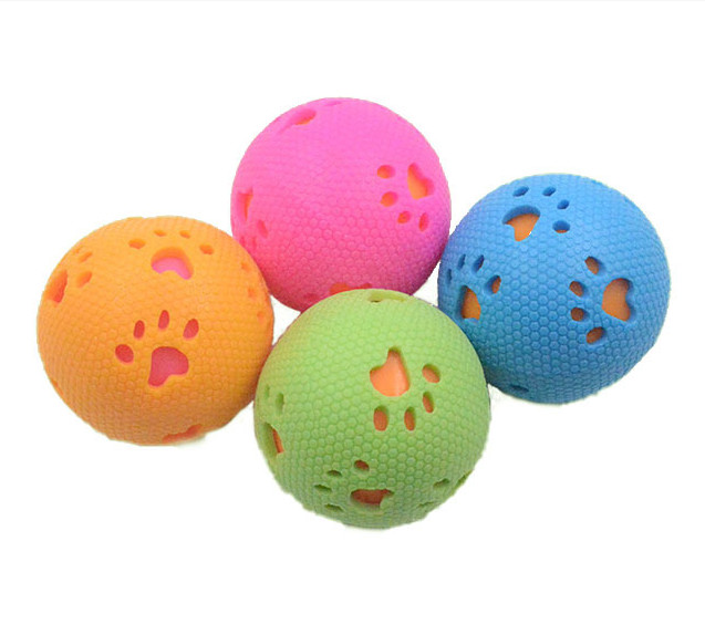 small rubber ball for dogs
