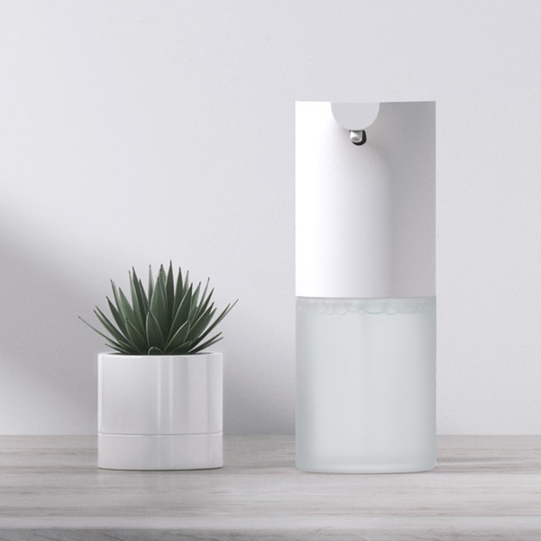 China Body Temperature Measuring 10CM Automatic Foam Soap Dispenser factory