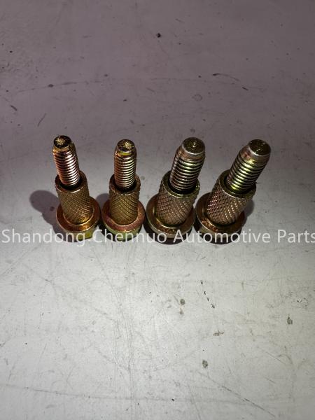 Headlight Fog Light Screw MQ6W90030-0202 MQ6W90030-0203 Truck Parts And