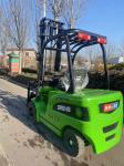 Rated load capacity 2000kg 4 wheel electric forklift , battery capacity 420 Ah
