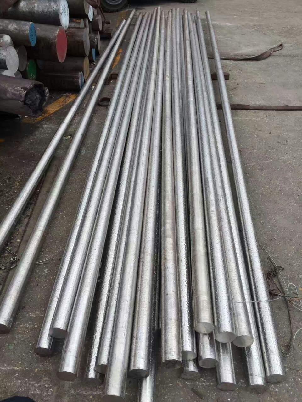 2205 ( F51 , F60) S31803 Duplex Steel Round Bar / S32205 Bright Bar Solid Solution