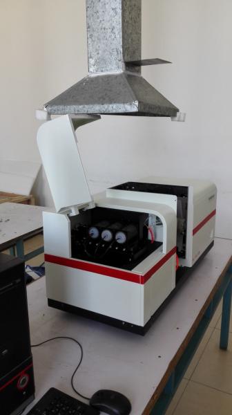 0.1nm Macylab Atomic Absorption Spectrophotometer 6 Lamps Flame 1800l/Mm Grating