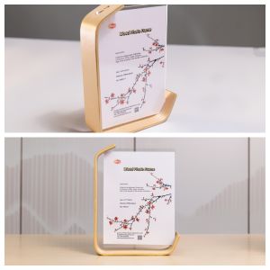 Popular Multi-functional L Shape Acrylic Photo Picture Frame with Wood Base