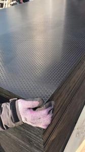 China MR Glue 9mm Film Faced Plywood For Office Building factory