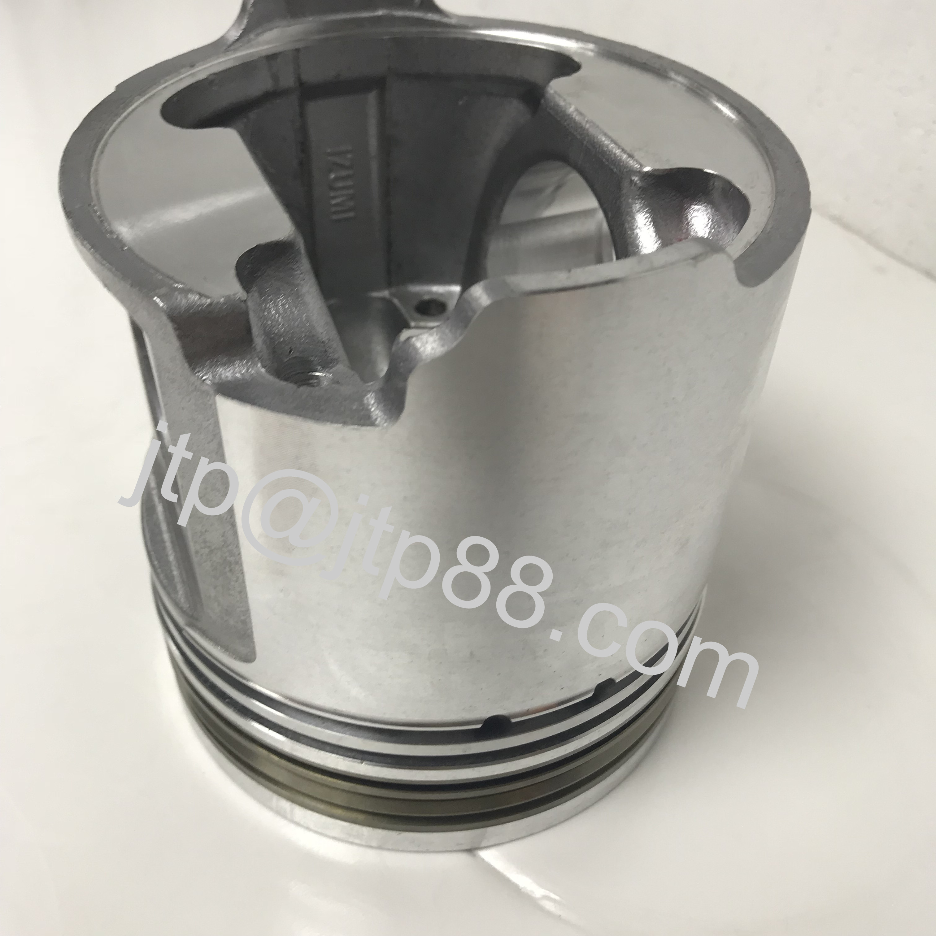 Foward Truck Diesel Engine Piston Car Part 6BB1 OE 5-12111-013-0 For ISUZU 102mm Dia