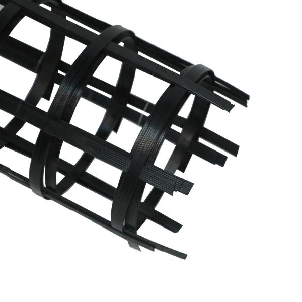 China Black Biaxial PET Polyester Geogrid Mesh 25-200kN/M factory