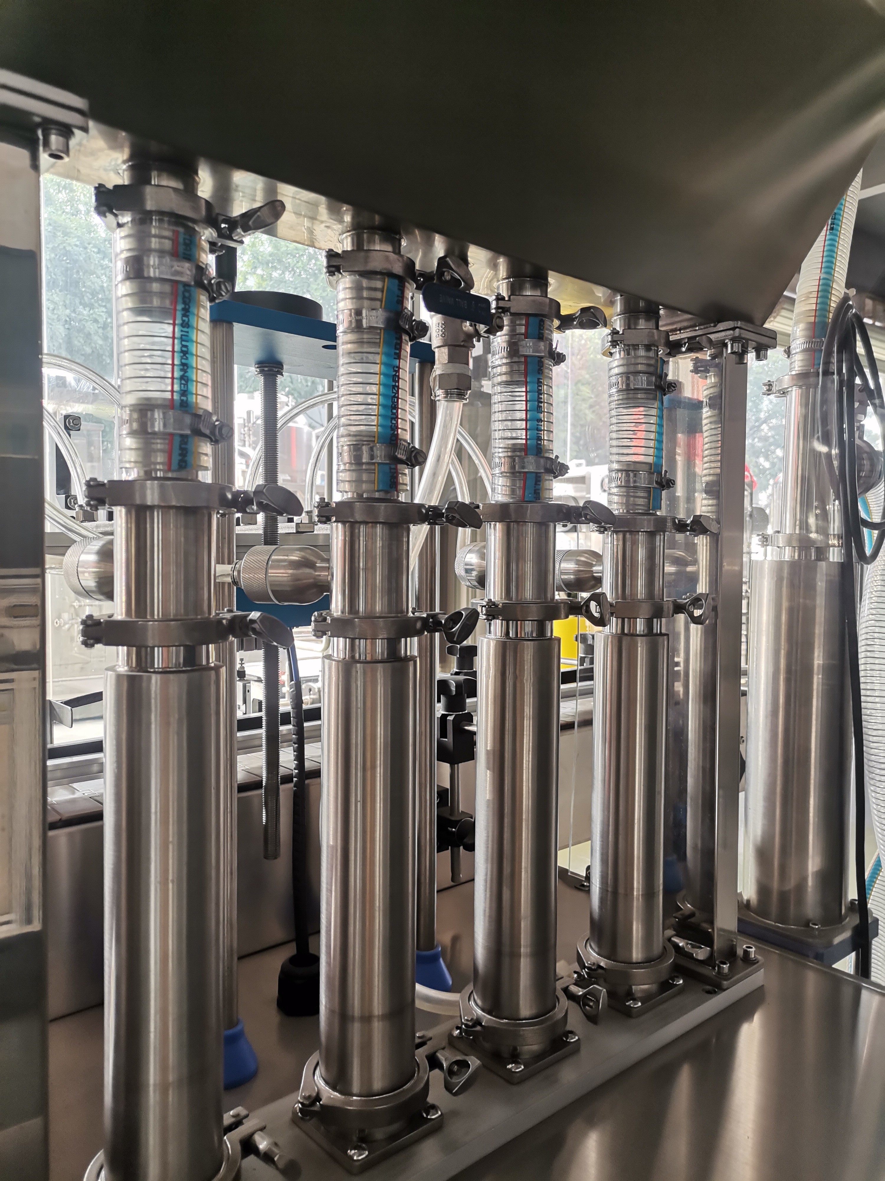 10000ml Automated Filling Machine For Water, Juice,Oil And Cosmetic Paste