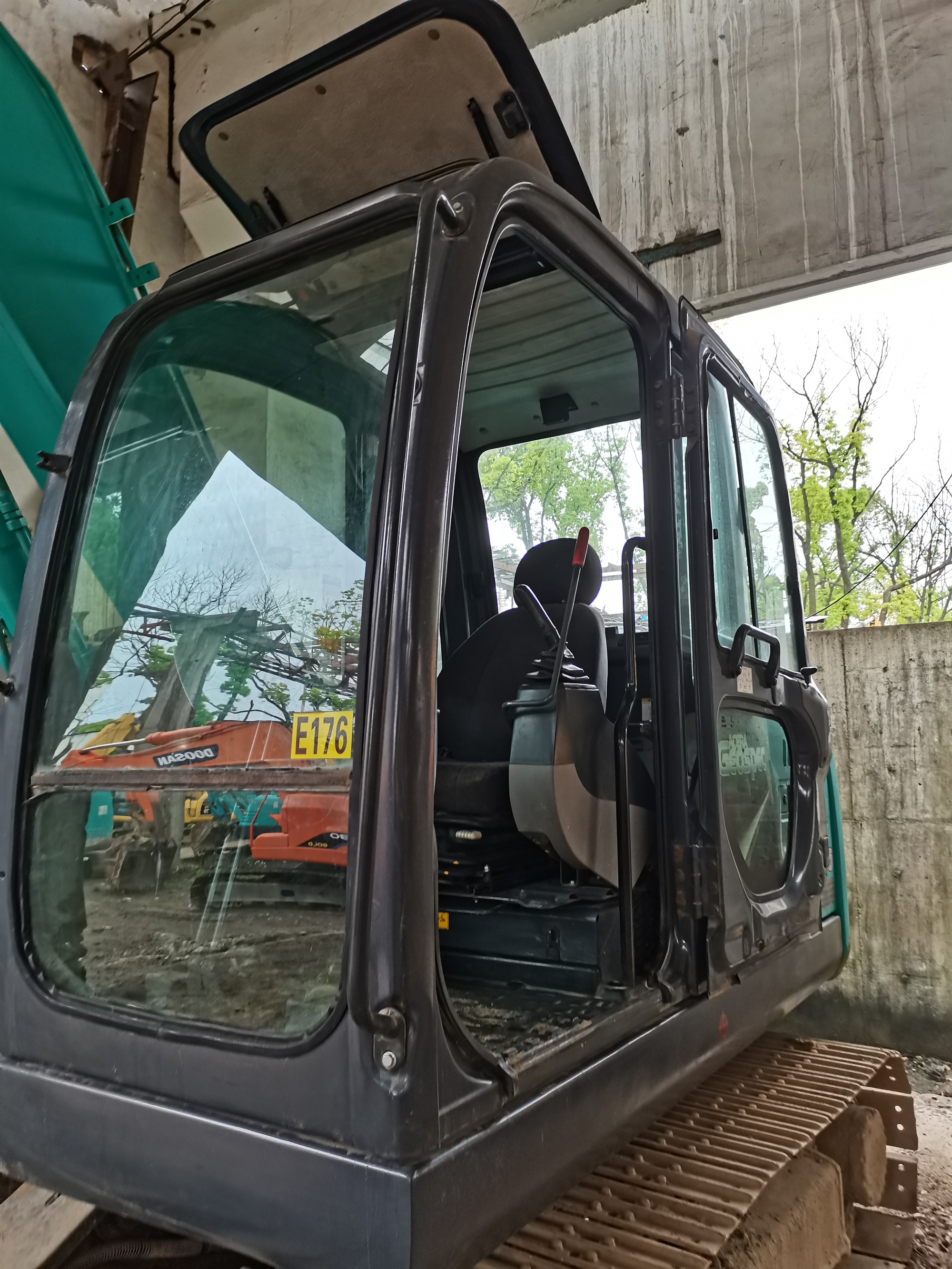 Real shoot 90% New Original Japan Used KOBELCO SK 75 crawler Excavator For Sale Used KOBELCO 75 Japanese Technology digger