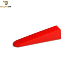 China PP Red Reusable Floor Tile Leveling Wedges For Ceramic Tile Leveling factory