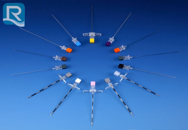 Disposable Spinal Needle with Quincke and Pencil Point Tip Hub Color Coated Efficiency