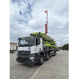 China 2020 Zoomlion 56m Diesel Concrete Pump Truck with Benz Chassis factory
