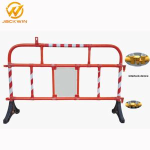 China 1500*1000Mm Road Plastic Traffic Barriers 360 Degree Swiveled Feet Interlock factory