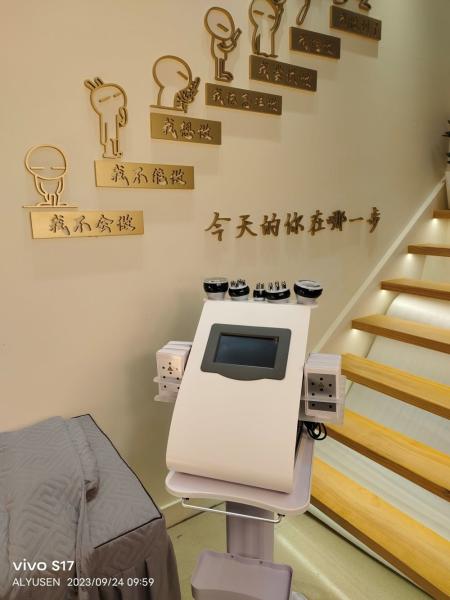 2024 Portable Household RF 6 In 1 40K Ultrasound Body Slimming Ultrasonic Vacuum
