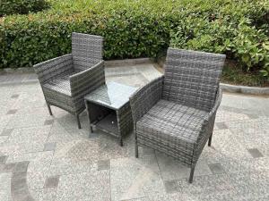 China Garden Compact Rattan Table And Chairs Large Outdoor Garden Sets factory